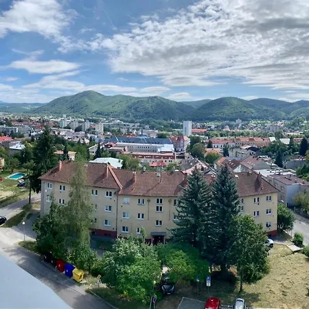 Apartman Bl View Apartment, 24hr Self Check-in, Free Private Parking, Panoramic View From Balcony, 5-minute Walk To Centre *