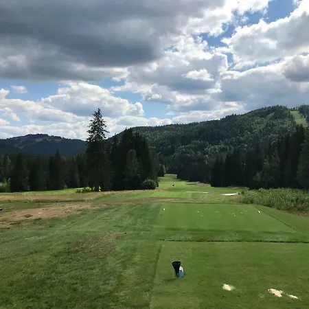 Bl View Apartment, 24hr Self Check-in, Free Private Parking, Panoramic View From Balcony, 5-minute Walk To Centre Apartament Bańska Bystrzyca