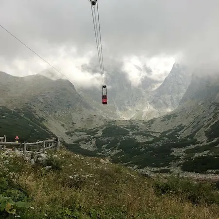 Bl View Apartment, 24hr Self Check-in, Free Private Parking, Panoramic View From Balcony, 5-minute Walk To Centre Bańska Bystrzyca