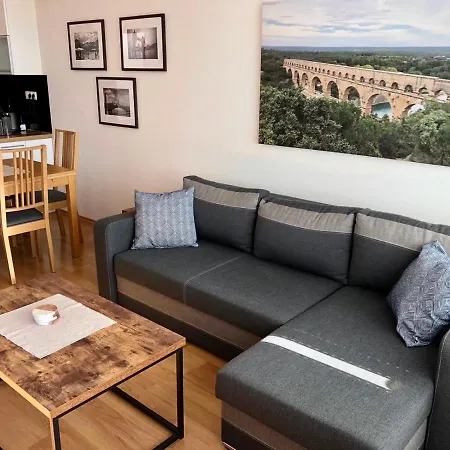 Apartment Bl View Apartment, 24hr Self Check-in, Free Private Parking, Panoramic View From Balcony, 5-minute Walk To Centre Banska Bystrica